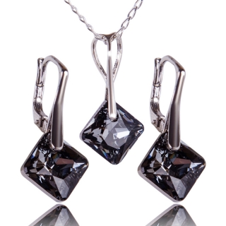 Stříbrná souprava s krystaly Princess Cut Silver Night