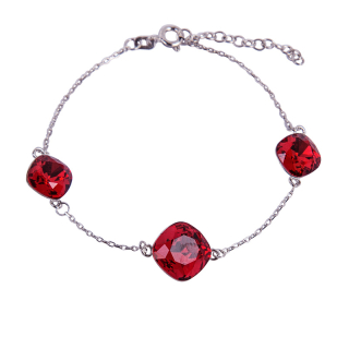 Stříbrný náramek Square Scarlet